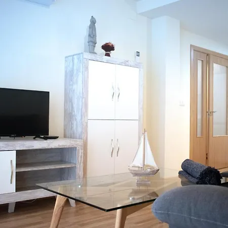 Pirineos Apartment